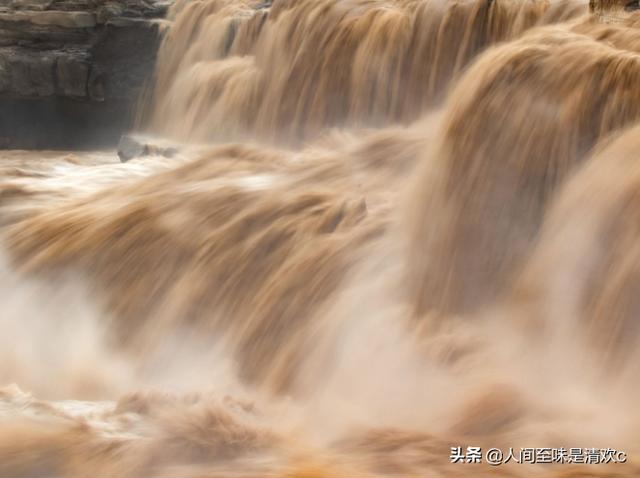 赞美祖国风光的诗有哪些（赞美祖国风光的诗有哪些呢）